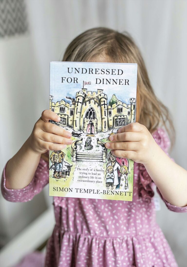 Undressed for Dinner, Simon Bennett